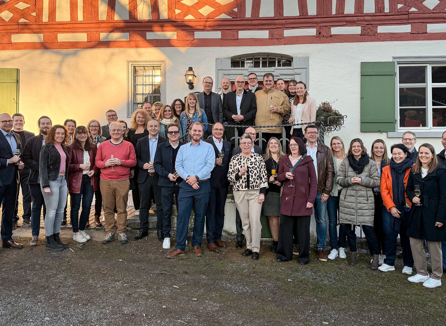 Verdiente Mitarbeitende bei der Jubilarfeier auf dem Hofgut Eggenreute.